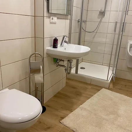 Lägenhetshotell Ferienwohnung Pier 4 In *